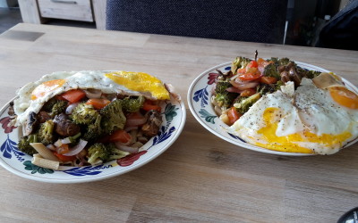 Recept: Biologische volkoren pasta met geroosterde groenten uit de oven