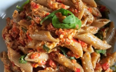 – Recept: Penne met paprika-tomaten pesto