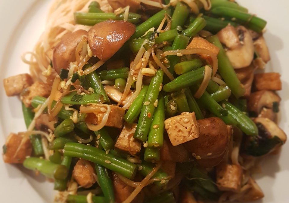 – Recept: Tofu met champignons en sperzieboontjes