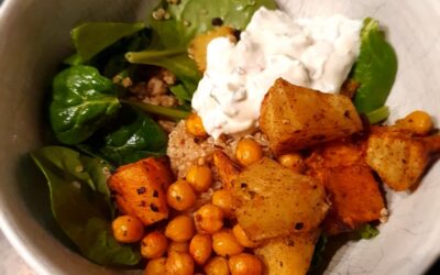 – Recept: Quinoa met kikkererwten, zoete aardappel en spinazie